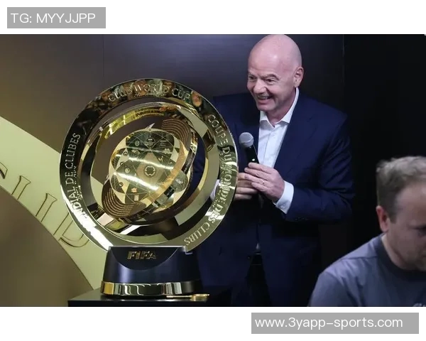 皇马致敬迪斯蒂法诺超级金球奖获奖36周年独一无二的历史传奇