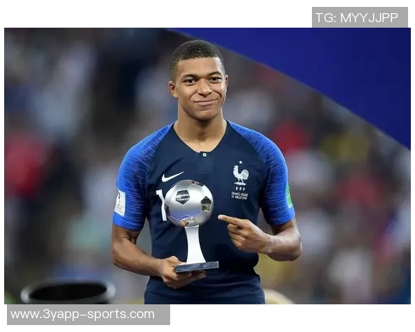 姆巴佩本场表现亮眼射门5次斩获1球过人成功率高达75获评79分